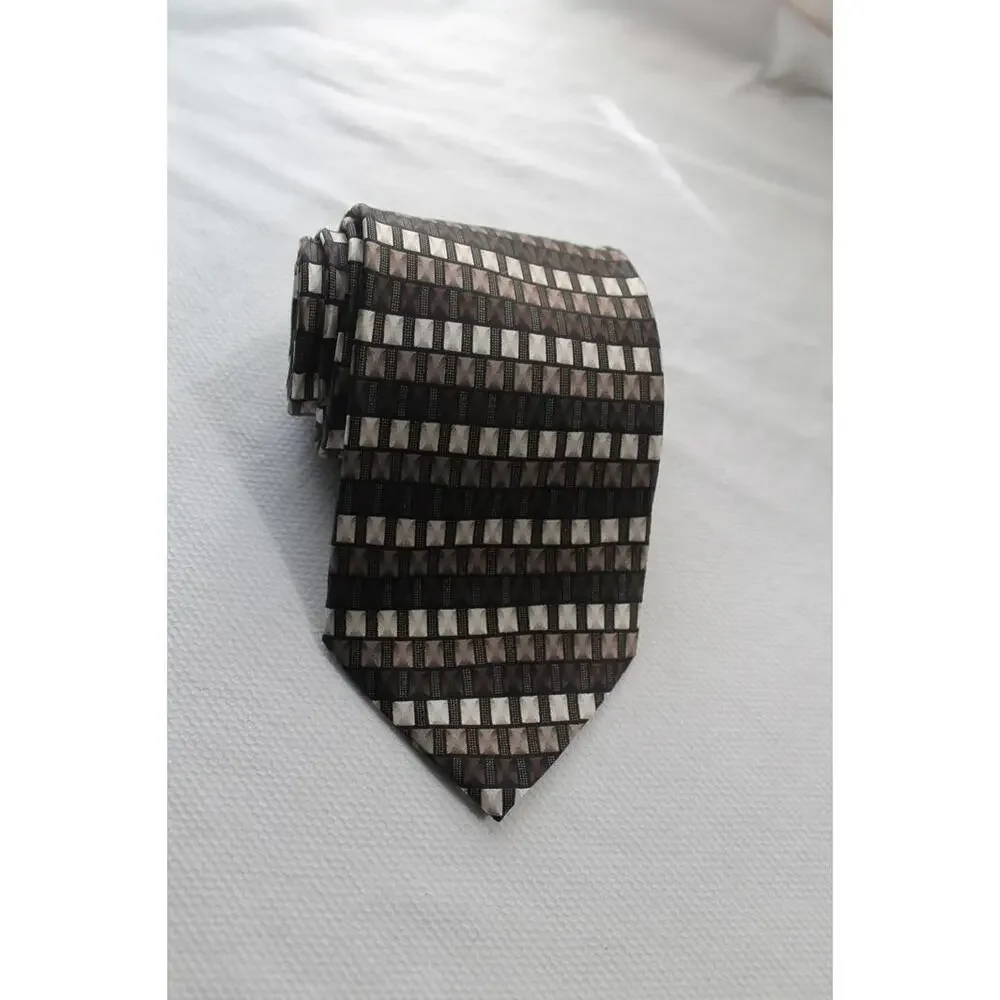 COVINGTON Silk Necktie, Taupe Geometric, 3.75 X 59 Inches